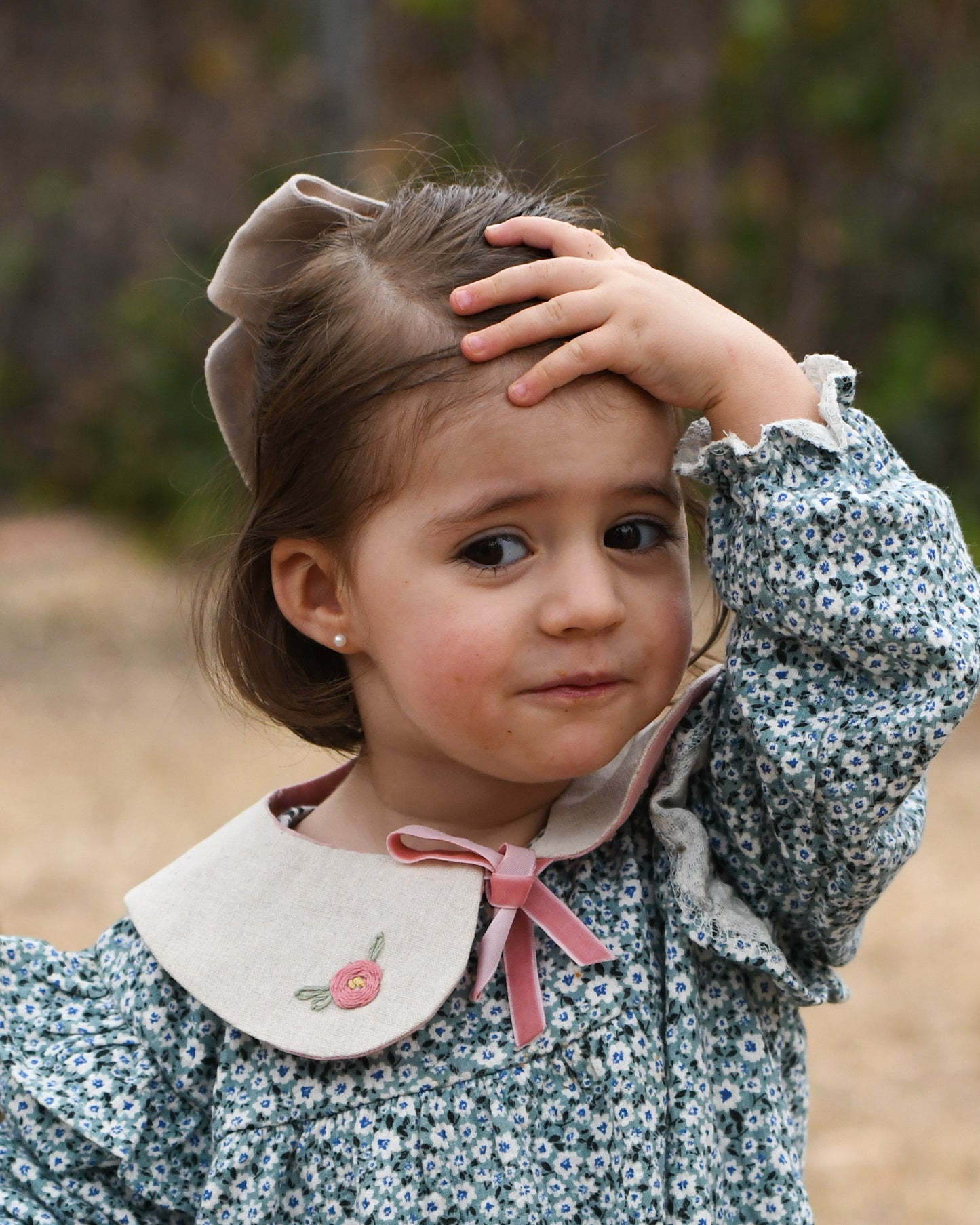 Kit moños con cuello rosa