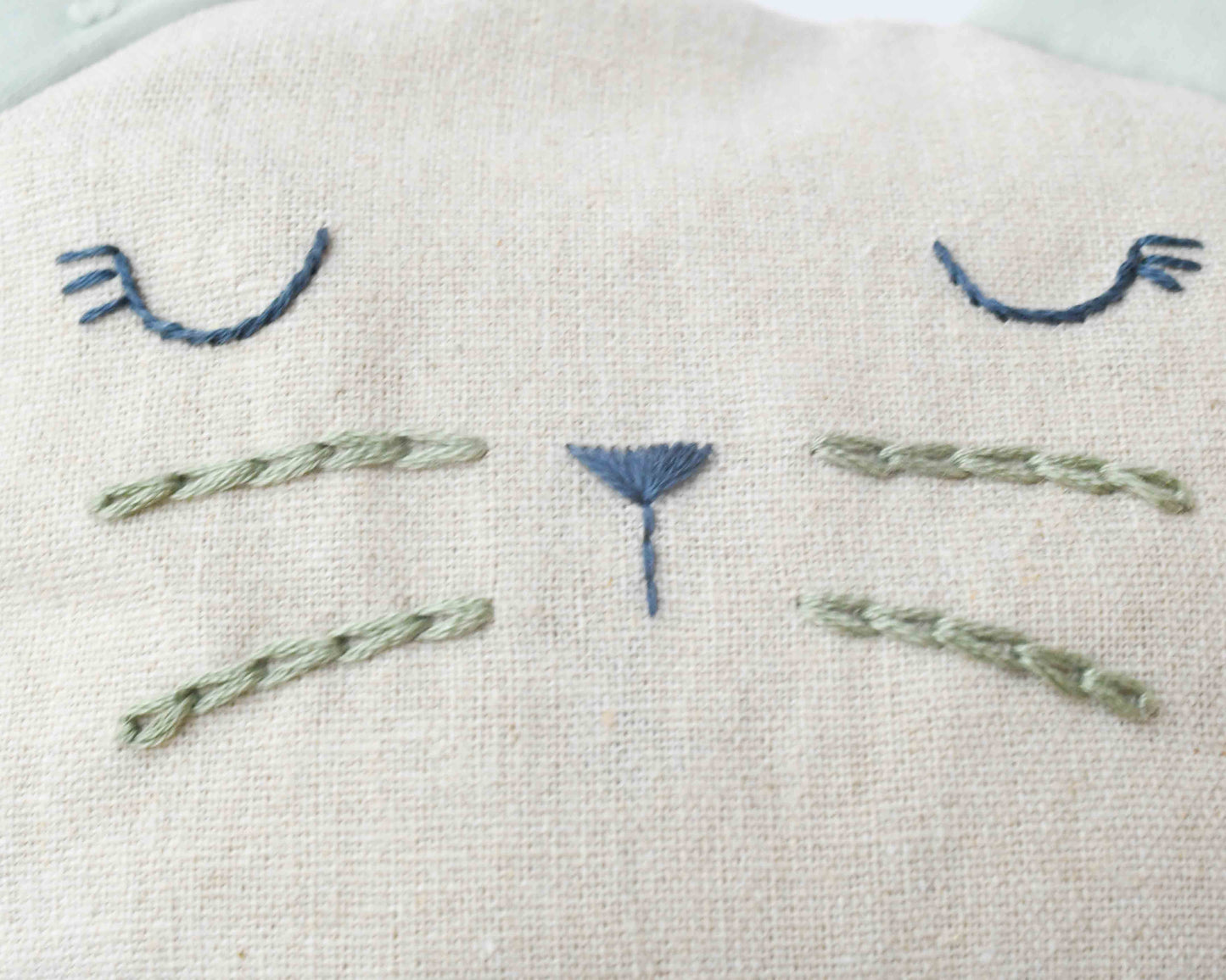 Gatito semillas verde