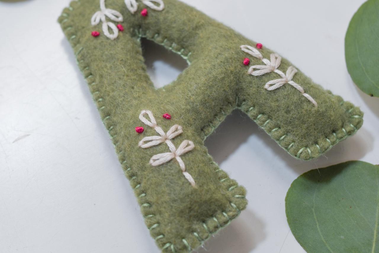 Kit para hacer tus adornos de letras